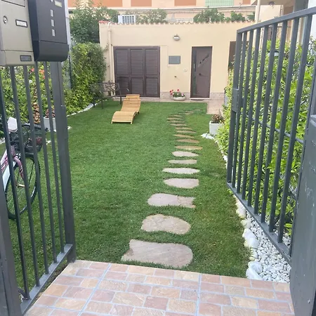 Dependance Al Mare Apartment
